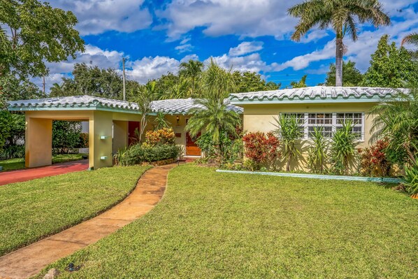 House, Grass, Hotel, Resort, Tree