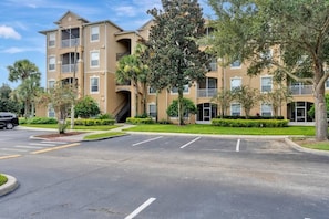 Main floor Condo with plenty of parking right out front