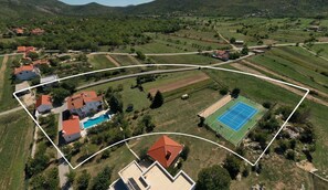 Sport court
