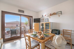 Living and dining room