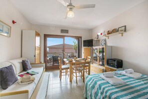 Living and dining room