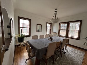 Dining table seats 10 people