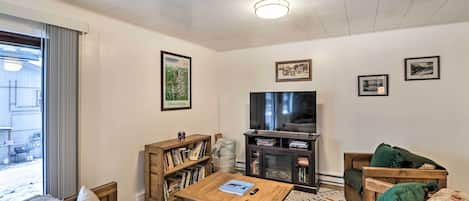 Bigfork Vacation Rental | 2BR | 1BA | 1,200 Sq Ft | Stairs to Access