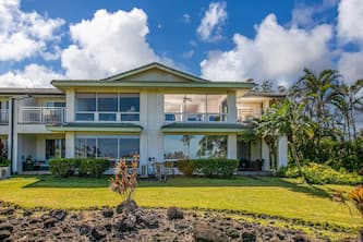 Emmalani Court #221 - offered by Na Pali Properties, Inc.