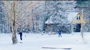 Skidåkning och snöaktiviteter
