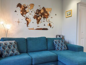 Living room/dining room | Coed Faen, St Helens, near Ryde