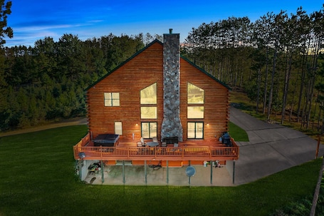 Enclosed 120 Acre Lodge and Cabin-North-west of Lake City