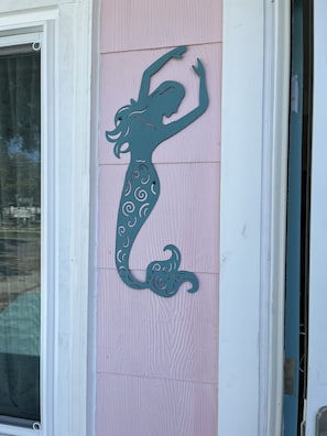 Sirenity mermaid front.