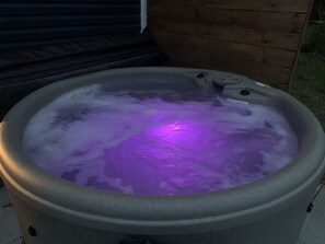 Hot tub