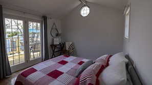 Master bedroom with queen bed