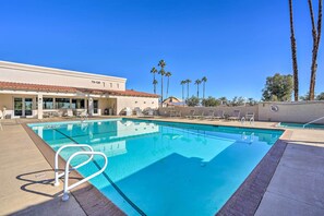 Community Outdoor Pool