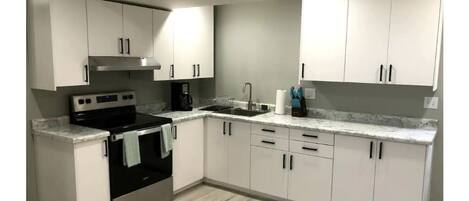 Newly remodeled kitchen.