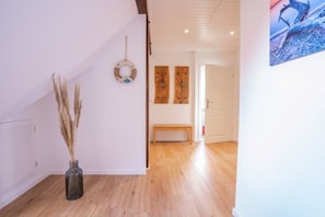Obergeschoss - Eingangsbereich Wohnung