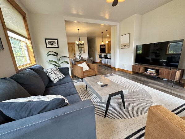 Enjoy your time in Teton Valley staying in this beautiful condo — the perfect basecamp for any group!