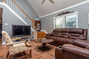 The Island Spot Living Room Dauphin Island Vacation Home