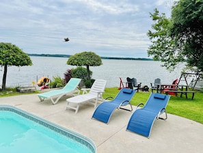 Lounge Chairs
