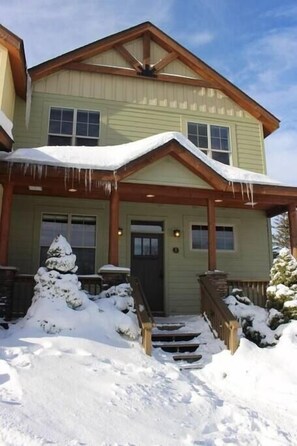 Main Entrance. End unit townhouse. Ski and Board locks on front porch.