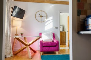 The living room at Grindle Cottage, Devon