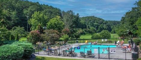 Outdoor pool open Memorial Day- Labor Day