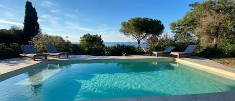 vue de la terrasse un soir d'été
