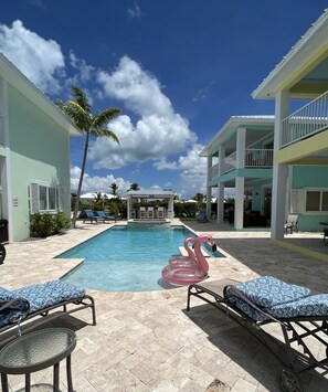 Pool, Grill & Outdoor Bar shared with 2 similar homes