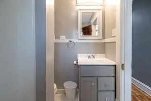 Upstairs Bathroom