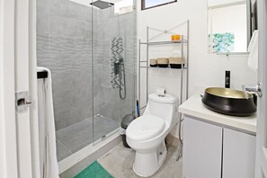 Second bathroom in both units