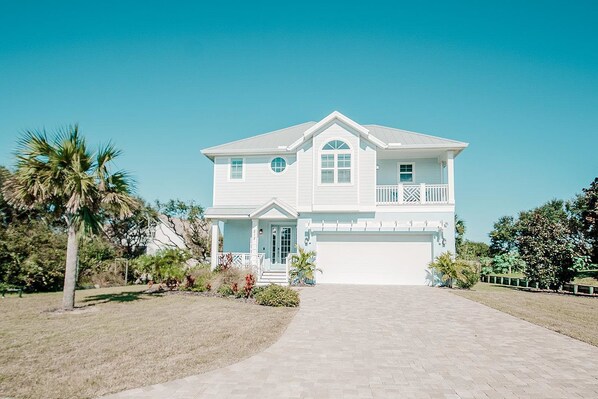 Front of home (1)