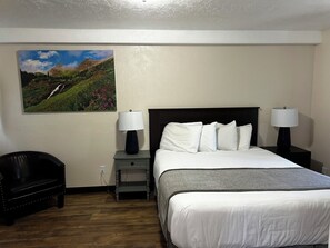 Bedroom with queen bed