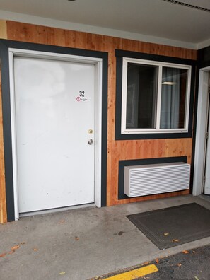 Outside to suite #32