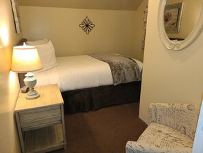 Upstairs bedroom with queen bed