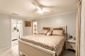 The king-bed master bedroom has a large bathroom and a spacious walk-in closet