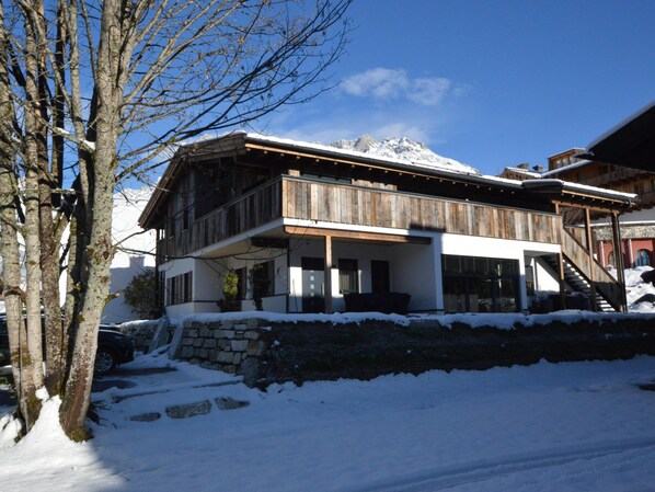 Holiday Home Exterior [winter]