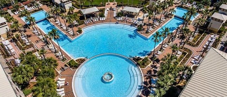 The Largest Resort Pool on 30A!