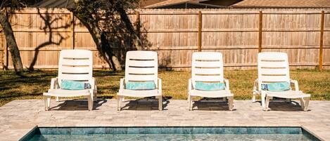 Poolside Bliss: Our Pool Lounger Chairs Are Your Ticket to Relaxation and Sun-soaked Fun