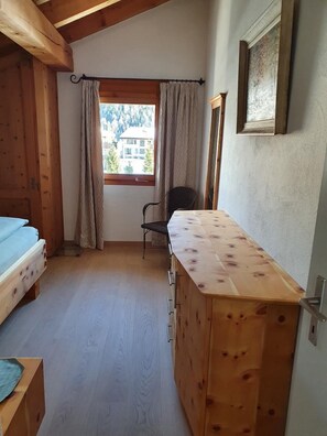 Picture 7