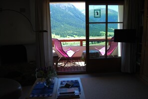 Balkon mit unverbauter Sicht