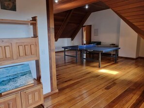 Spielezimmer