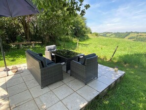 Rattan furniture to savor the stunning views