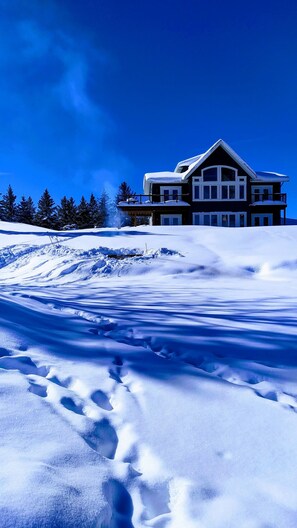 Winter view is stunning, a true winter wonderland, for walking or skating!