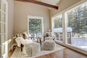 Watch the wildlife outside from the cozy Sun Lounge
