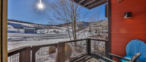 Base Camp 105 - a SkyRun Winter Park Property - Walk out this paitio to the slopes for Biking and Skiing! 