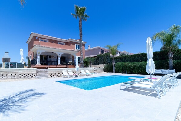 Villa Bonalba, Alicante