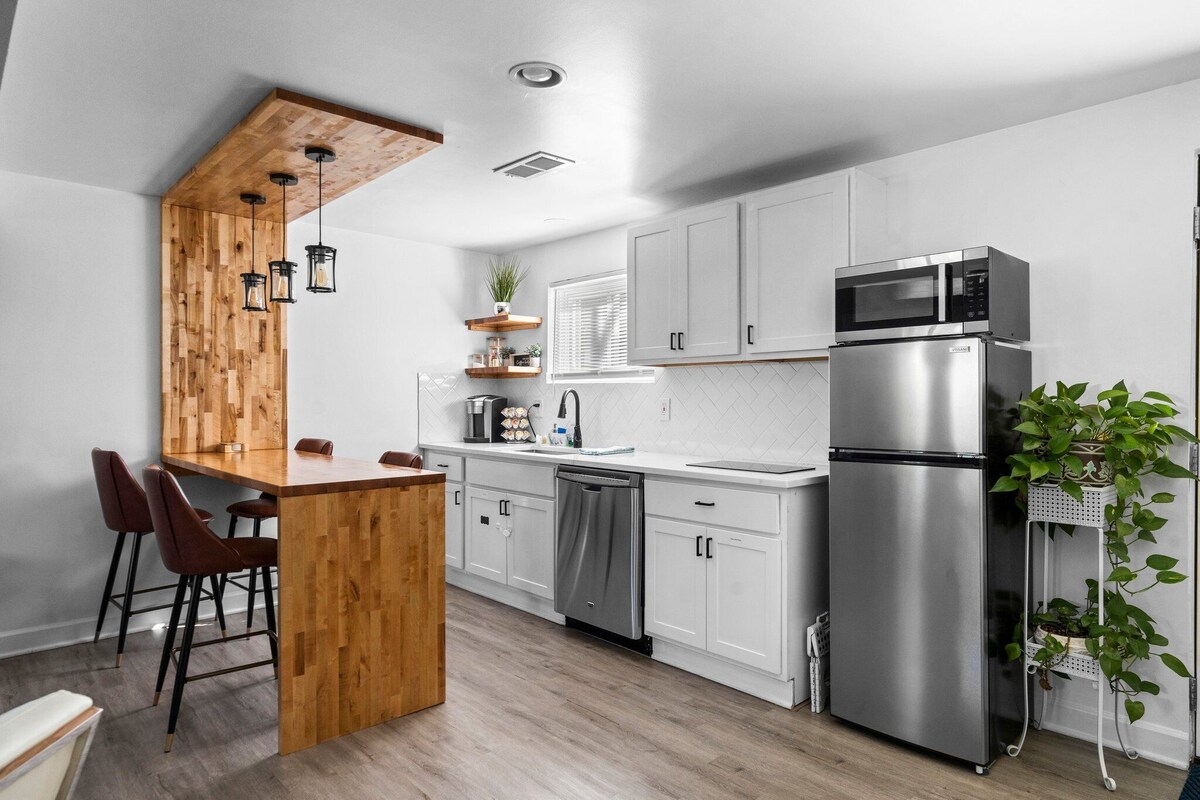 Near DC, Alexandria, 5B/2BTH