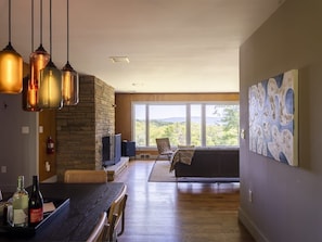 "I thoroughly enjoyed getting my morning coffee (which was provided!) and sitting by the windows in the living room peering across the valley at the Mohonk Preserve and planning my day. If only I could start everyday like that." - Airbnb guest review