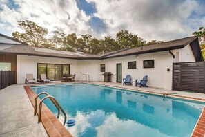Private Outdoor Pool