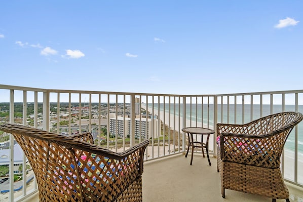 Balcony with ocean view