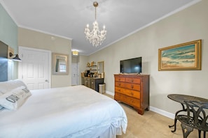 King size bed
