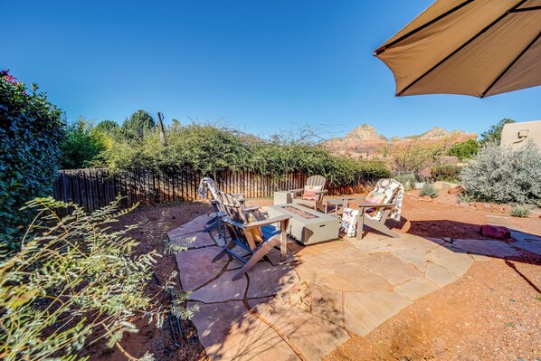 Sedona Vacation Rental | 3BR | 2BA | 2,285 Sq Ft | 1 Step Required