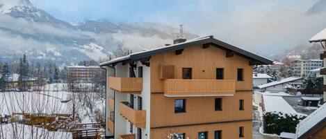 Holiday Home Exterior [winter]